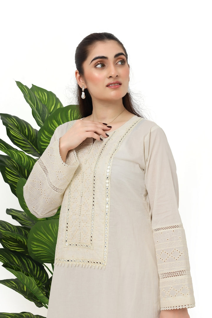 Elegant White Embroidered 3-Piece Suit