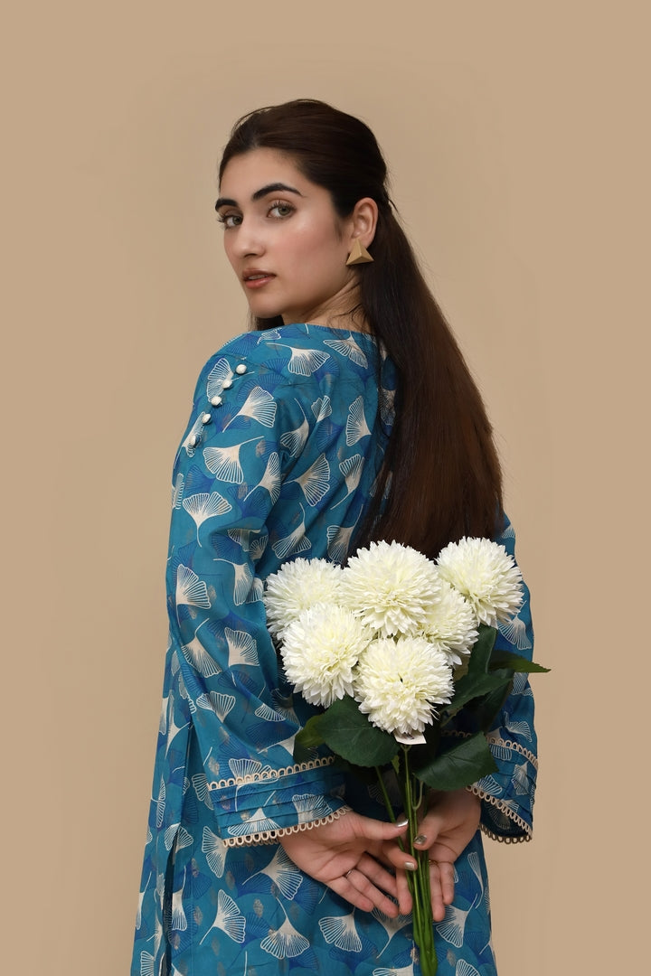 Ivory Charm – Designer Printed Lawn Set