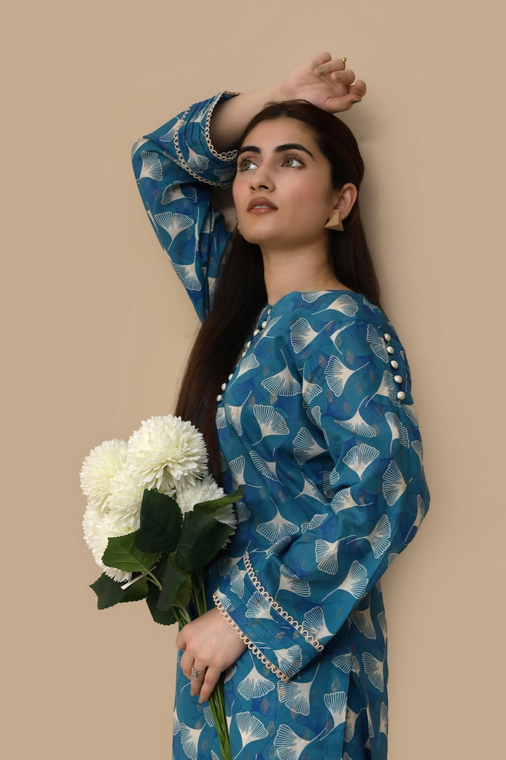 Ivory Charm – Designer Printed Lawn Set